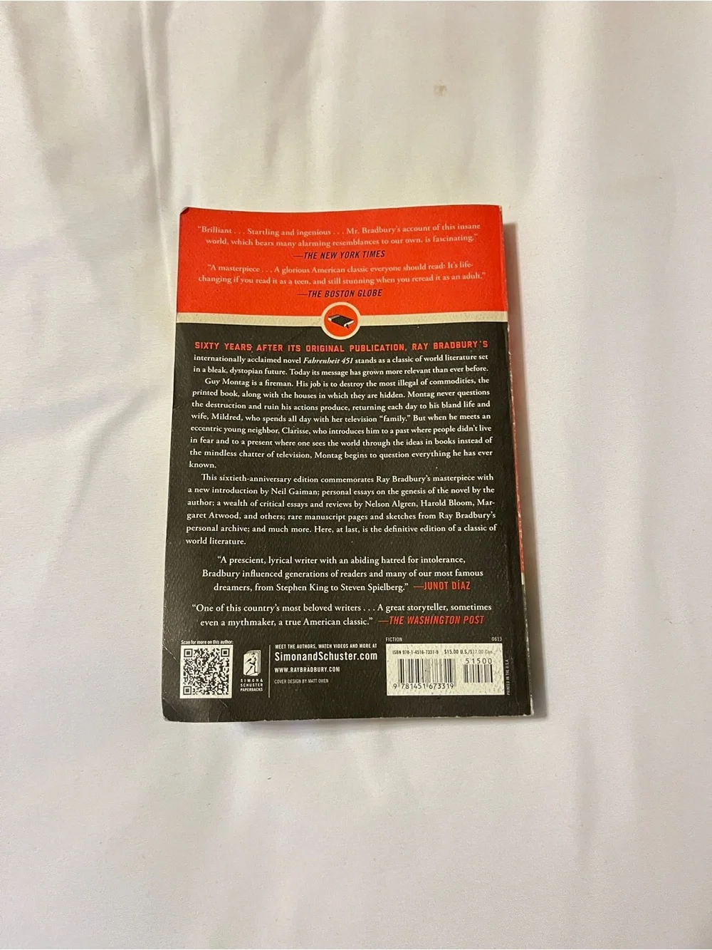 Simon & Schuster Fahrenheit 451 Ray Bradbury 60th Anniversary Paperback Book